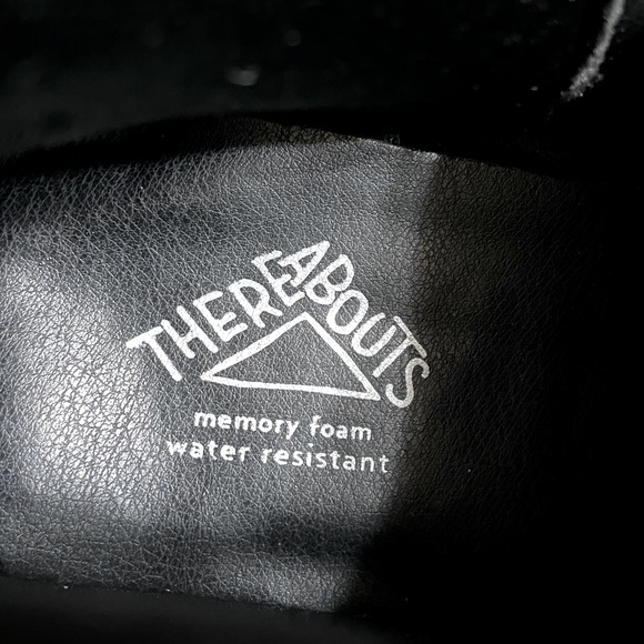 J.C.Penny’s THEREABOUTS Remi Flat Heel KneeHigh Riding Boots Side Zip Girl’s Sz4 - Picture 9 of 11